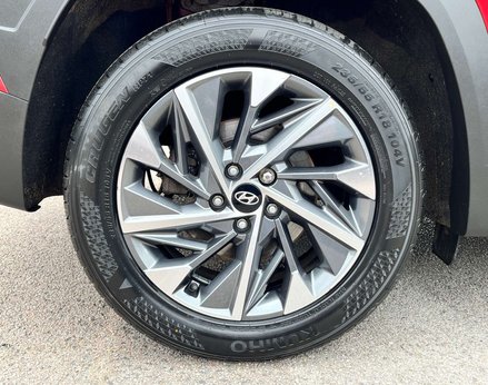 Hyundai TUCSON 1.6 Tucson Premium TGDi 5dr 14