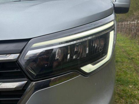 Renault Trafic SL28 SPORT DCI 20