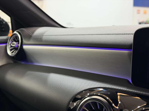 Mercedes-Benz A Class 2.0 A35 AMG (Premium) Hatchback 5dr Petrol SpdS DCT 4MATIC Euro 6 (s/s) (30 45