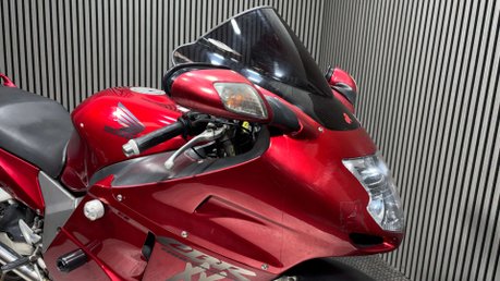 Honda CBR 2001 37K PROJECT BIKE SPARES OR REPAIR SPORTS TOURER 9