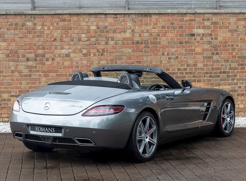 Mercedes-Benz SLS AMG Roadster 7