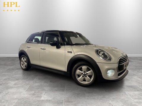 Mini Hatch 1.5 Cooper Classic Hatchback 5dr Petrol Manual Euro 6 (s/s) (136 ps) 1