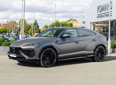 Lamborghini Urus SE 4
