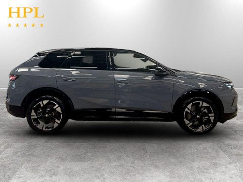 Vauxhall Grandland 73kWh Ultimate SUV 5dr Electric Auto (213 ps) Full Leather Trim - Heated Se 8