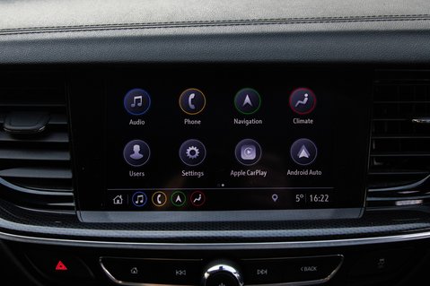 Vauxhall Insignia SRI NAV 24