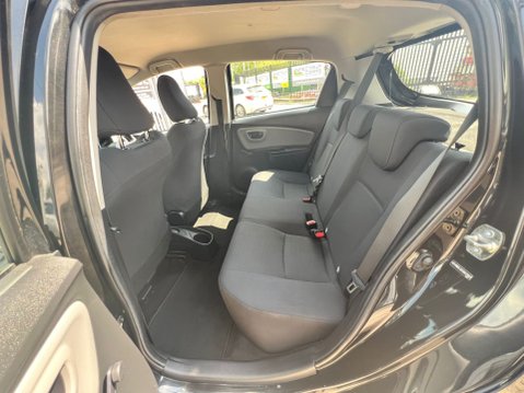 Toyota Yaris VVT-I ACTIVE 62