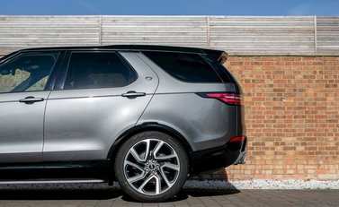 Land Rover Discovery Td6 HSE Luxury 31