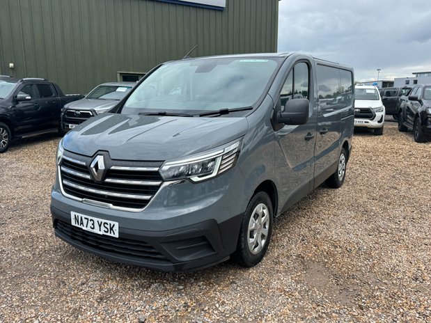 Renault Trafic SWB L1H1 [SOLD MM] Low Roof Business Plus SL28 Air Con Sensors EURO 6 2