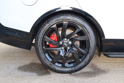 Land Rover Discovery R-DYNAMIC SE MHEV Huge spec rear seats styled by seeker  7