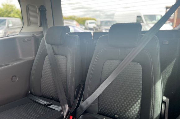 Ford Grand Tourneo Connect ZETEC 1.5 TDCI 7 SEATS 30
