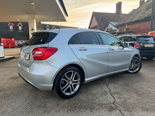 Mercedes-Benz A Class A180 CDI BLUEEFFICIENCY SPORT