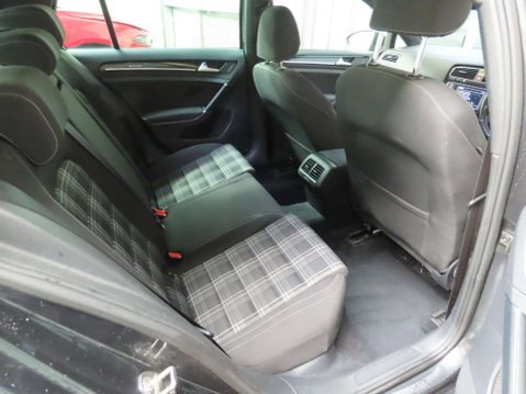 Volkswagen Golf 2.0 Golf GTD 5dr 9