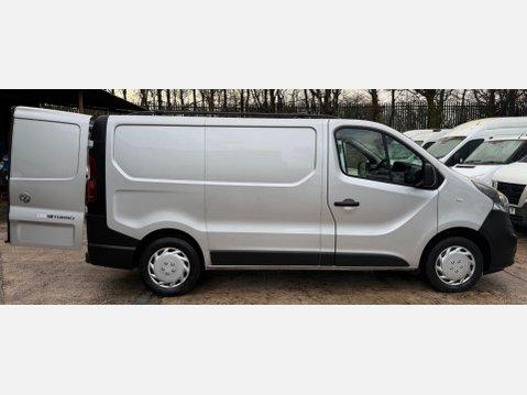 Vauxhall Vivaro 1.6 CDTi 2700 BiTurbo ecoFLEX Panel Van 5dr Diesel Manual L1 H1 Euro 6 (s/s 9