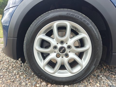 Mini Hatch 1.5 Cooper Auto Euro 6 (s/s) 5dr 81