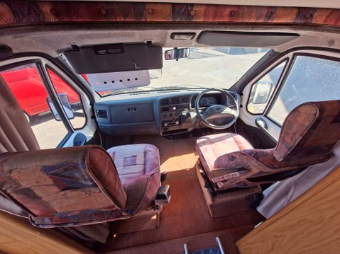 Auto-Trail Pawnee 1999 10