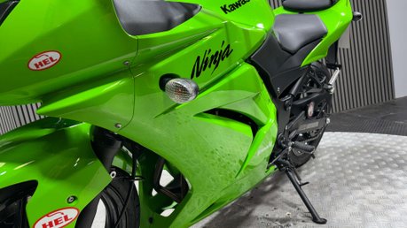 Kawasaki Ninja 250 EX 2008 ONLY 160 MILES OUTSTANDING CONDITION A2 READY 250CC 31