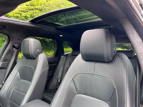 Jaguar F-Pace 2.0 D180 Chequered Flag Auto AWD Euro 6 (s/s) 5dr 40