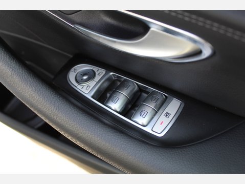 Mercedes-Benz E Class E 300 DE AMG LINE PREMIUM 35