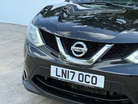 Nissan Qashqai 1.6 Qashqai Tekna dCi CVT 5dr 35