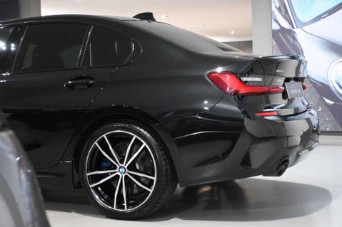 BMW 3 Series 320I XDRIVE M SPORT 2