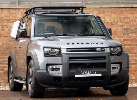 Land Rover Defender 110 HSE D240 1
