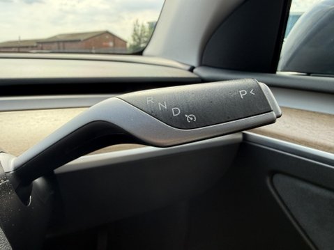Tesla Model Y (Dual Motor) Long Range SUV 5dr Electric Auto 4WDE (384 bhp) 36