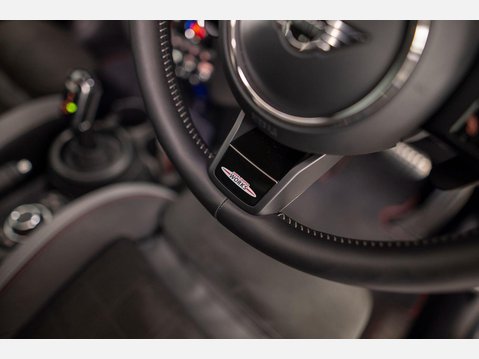 Mini Hatch 2.0 John Cooper Works Steptronic Euro 6 (s/s) 3dr 21