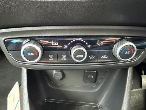 Vauxhall Crossland X 1.2 Elite Euro 6 5dr 21