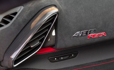 Ferrari 488 Pista 18