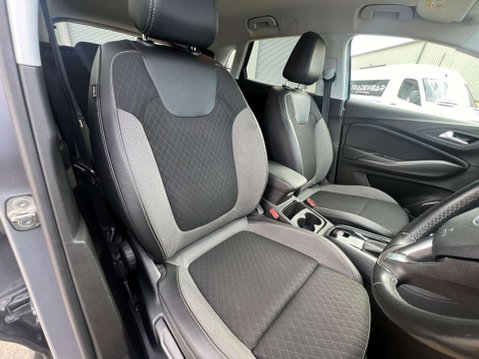 Vauxhall Grandland X 1.2 Grandland X SRi Nav T Automatic 5dr - NATIONAL DELIVERY* 22