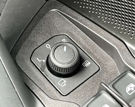Volkswagen Tiguan 1.5 Tiguan Life TSi PHEV Semi-Auto 5dr 69