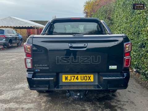 Isuzu D-Max V-Cross | AUTO | 1.9LT | AC | Sensors | Camera | Tow Bar| 7