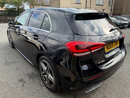 Mercedes-Benz A Class A 180 AMG LINE EXECUTIVE 8