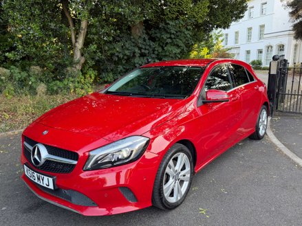 2016 MERCEDES A CLASS 2.1 A200D SPORT PREMIUM HATCHBACK 5DR DIESEL 7G DCT EURO 6 S... photo
