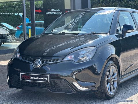 MG MG3 1.5 MG3 Style Luxury VTi-Tech 5dr 11