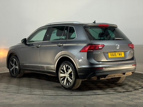 Volkswagen Tiguan SE NAV TDI BMT 4MOTION 9