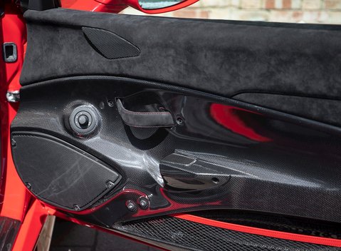 Ferrari 488 Pista 21