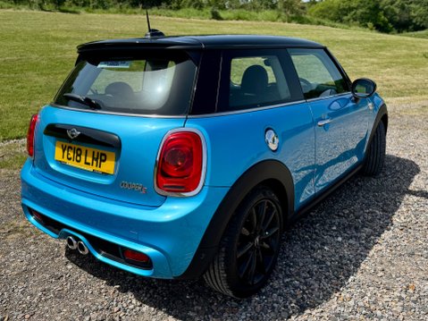 Mini Hatch COOPER S 3