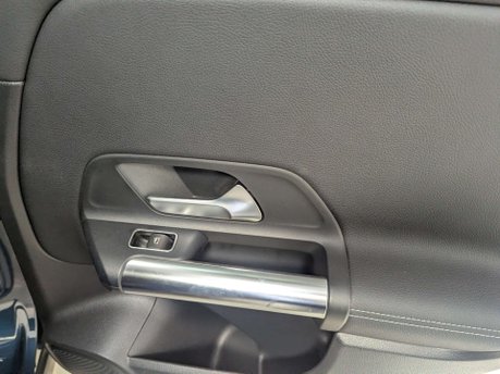 Mercedes-Benz EQA EQA 250 Sport 5dr 49