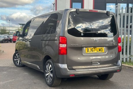 Toyota Proace Verso 2.0D Family Medium MPV 5dr Diesel Auto MWB Euro 6 (s/s) (8 Seat) (180 ps) 6
