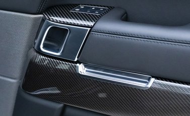 Land Rover Range Rover Sport 5.0 SVR Carbon Edition 24