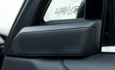 Land Rover Range Rover D350 Autobiography 21