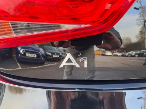 Audi A1 SPORTBACK TFSI SPORT 18