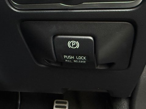 Volvo XC60 2.0 D4 R-Design Lux Nav Euro 6 (s/s) 5dr 80