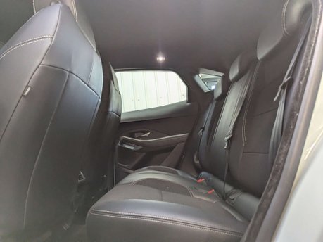 Jaguar E-Pace 2.0 E-Pace R-Dynamic D 4X2 5dr 70