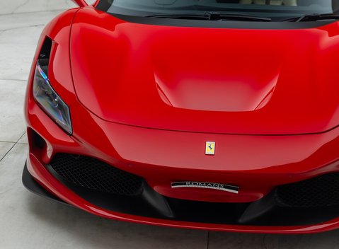 Ferrari F8 Tributo 30