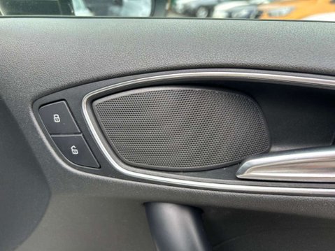 Audi A1 1.6 TDI Sport Hatchback 3dr Diesel Manual Euro 5 (s/s) (105 ps) 21