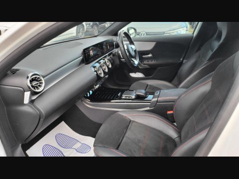 Mercedes-Benz A Class A 250 AMG LINE PREMIUM 2