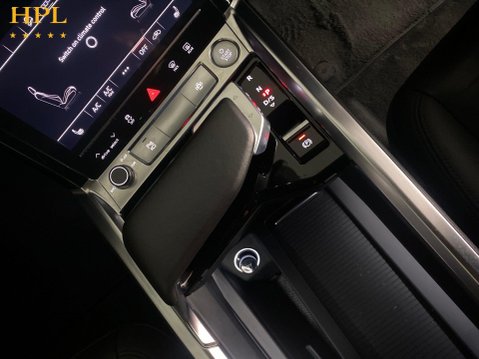 Audi E-Tron 55 SUV 5dr Electric Auto quattro 95kWh (408 ps) Sat Nav 16