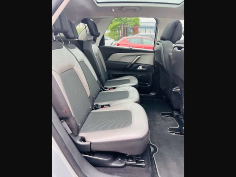 Citroen C4 Picasso 1.6 C4 Picasso Exclusive+ Blue HDi Auto 5dr 19
